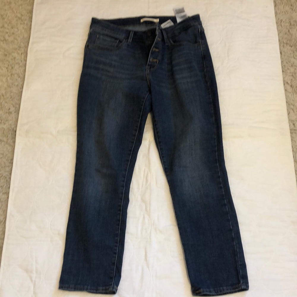 Levi’s classic mid-rise skinny jeans,size 12